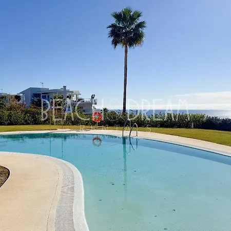 Crystalline - Beach & Dream Rentals