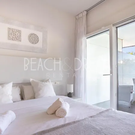 Crystalline - Beach & Dream Rentals Daire Benalmádena
